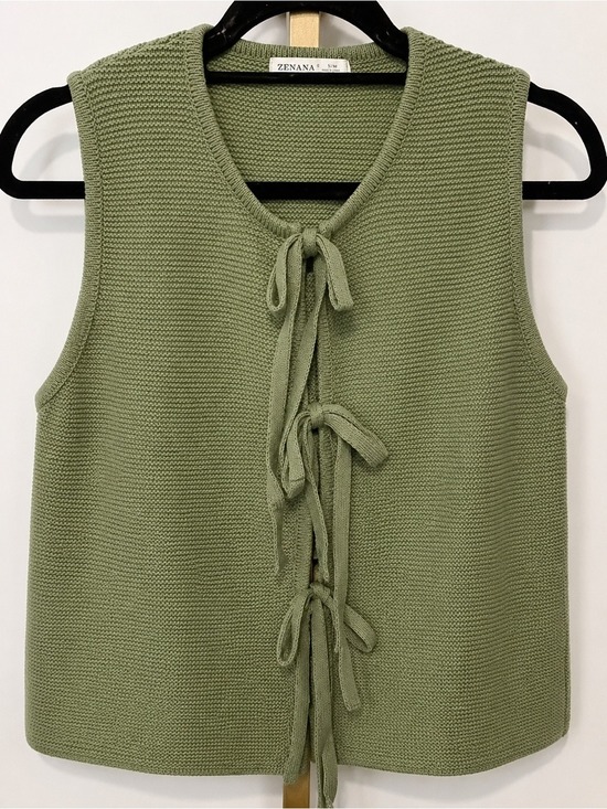 Zenana Outfitters Tops - Zenana Outfitters Olive Knit Tie-Front Sleeveless Top